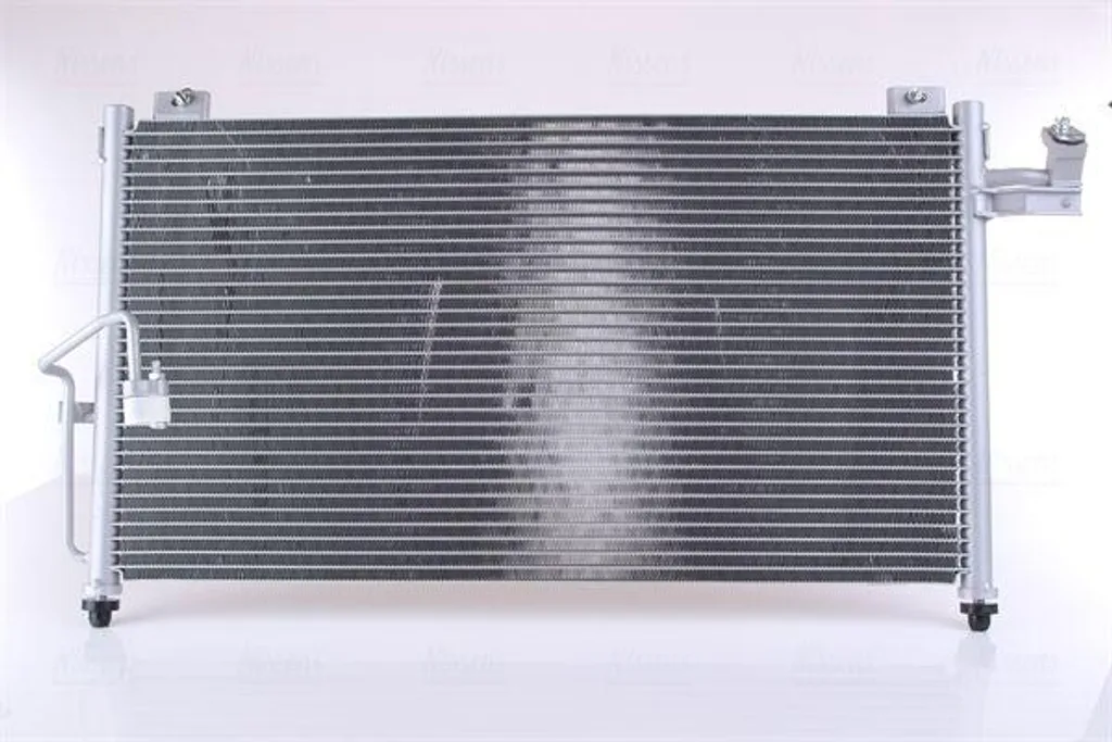 Radiateur de Climatisation pour Mazda Premacy NISSENS 94742 Alu