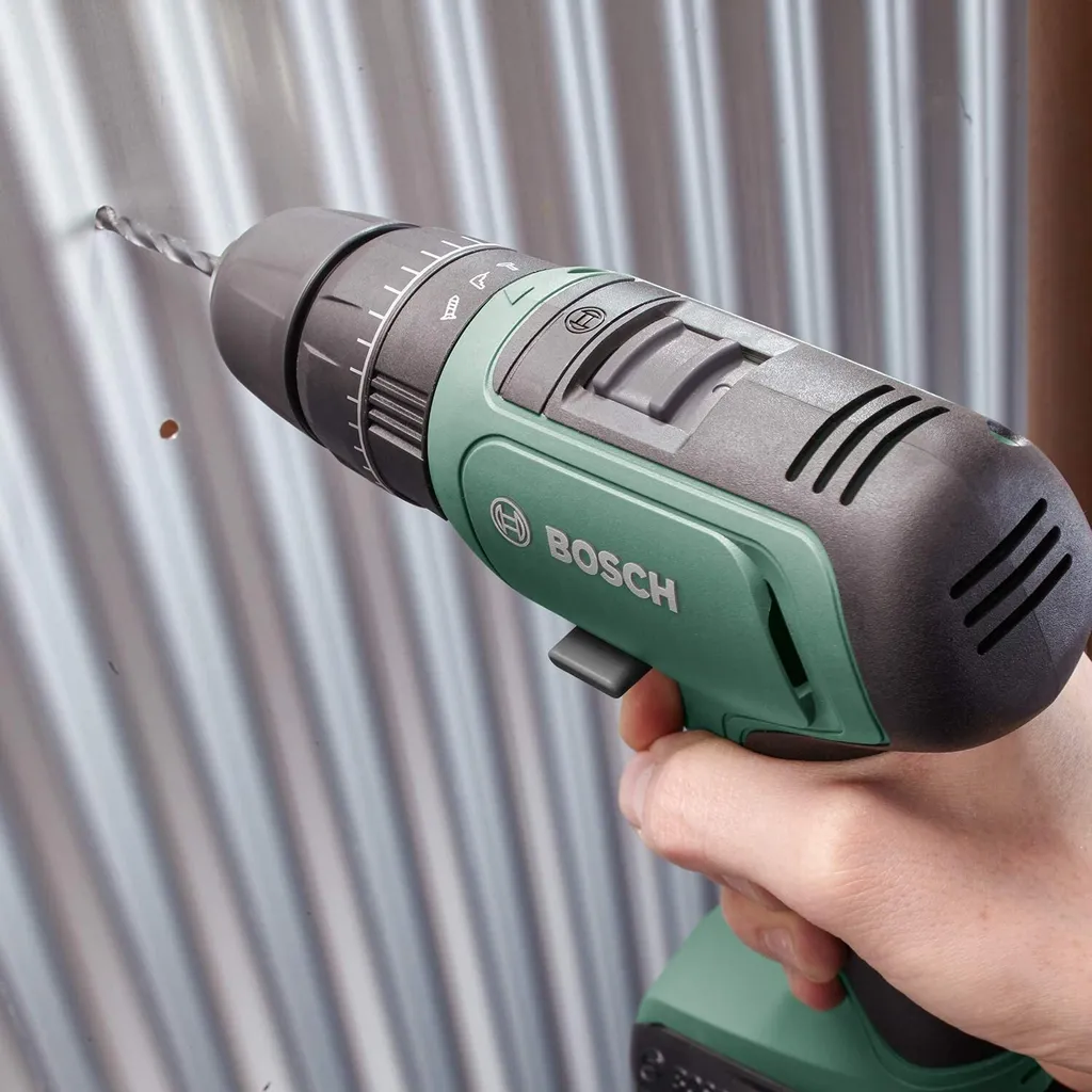 Perceuse à percussion 18V Bosch sans batterie : complétez votre gamme - 4