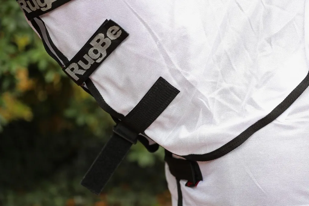 Coperta Fly RugBe SuperFly 115cm: Recensione e Specifiche Kerbl - 6