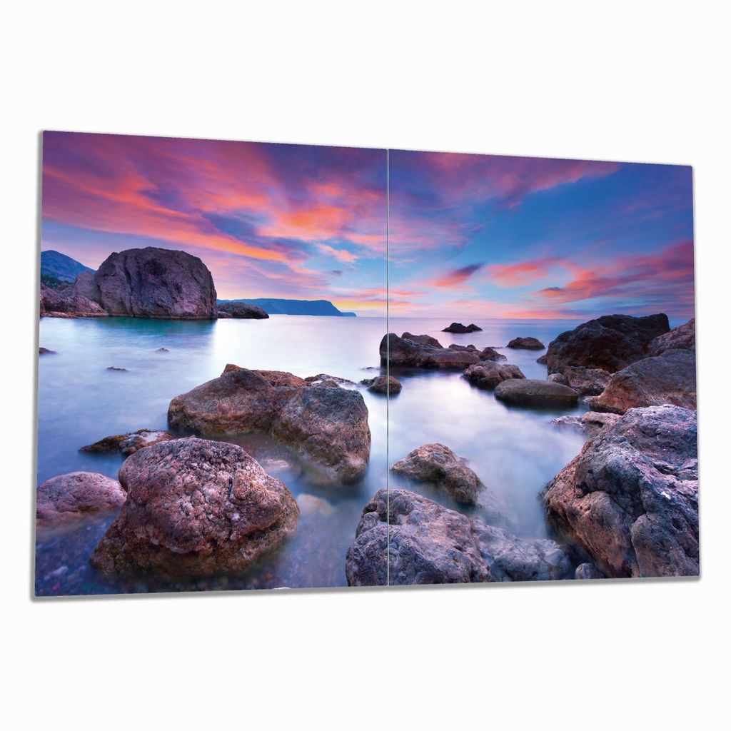 Wallario Herdabdeckplatte aus Glas, Größe 80 x 52 cm 2-teilig, Motiv Seelandschaft in blau und rot mit großen Felsen