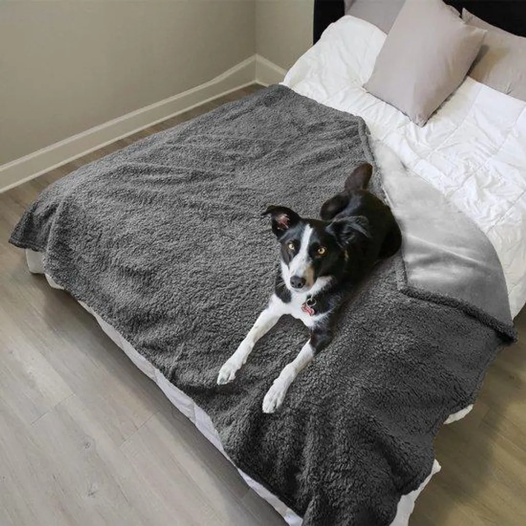 Couverture pour chien lavable 203 x 152 cm en peluche et sherpa doux