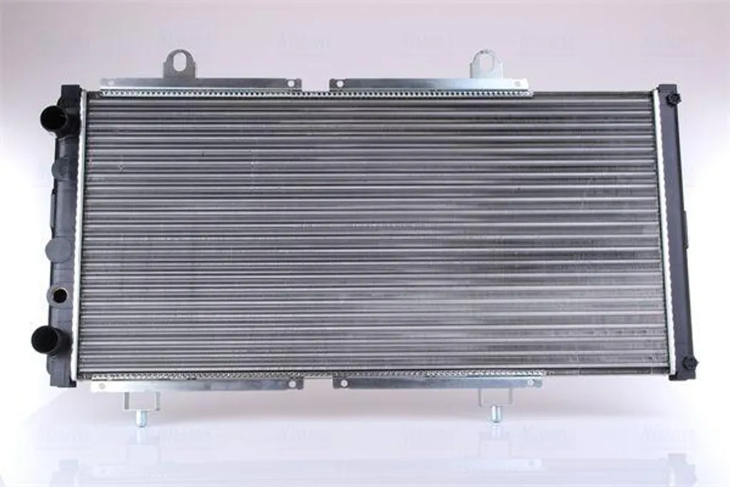 Évitez la surchauffe avec le radiateur moteur 1300F7 pour J5