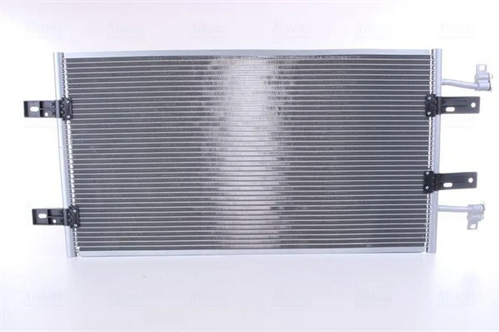 Condenseur de clim pour Renault Trafic et Opel Vivaro Nissens 940119