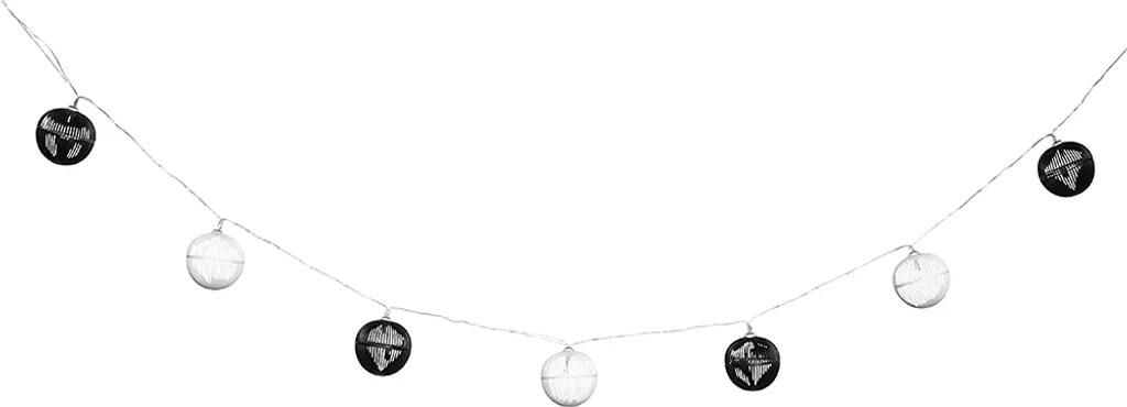 Guirlande lumineuse Boule 10 LED 2.1 m : fini les intérieurs sombres