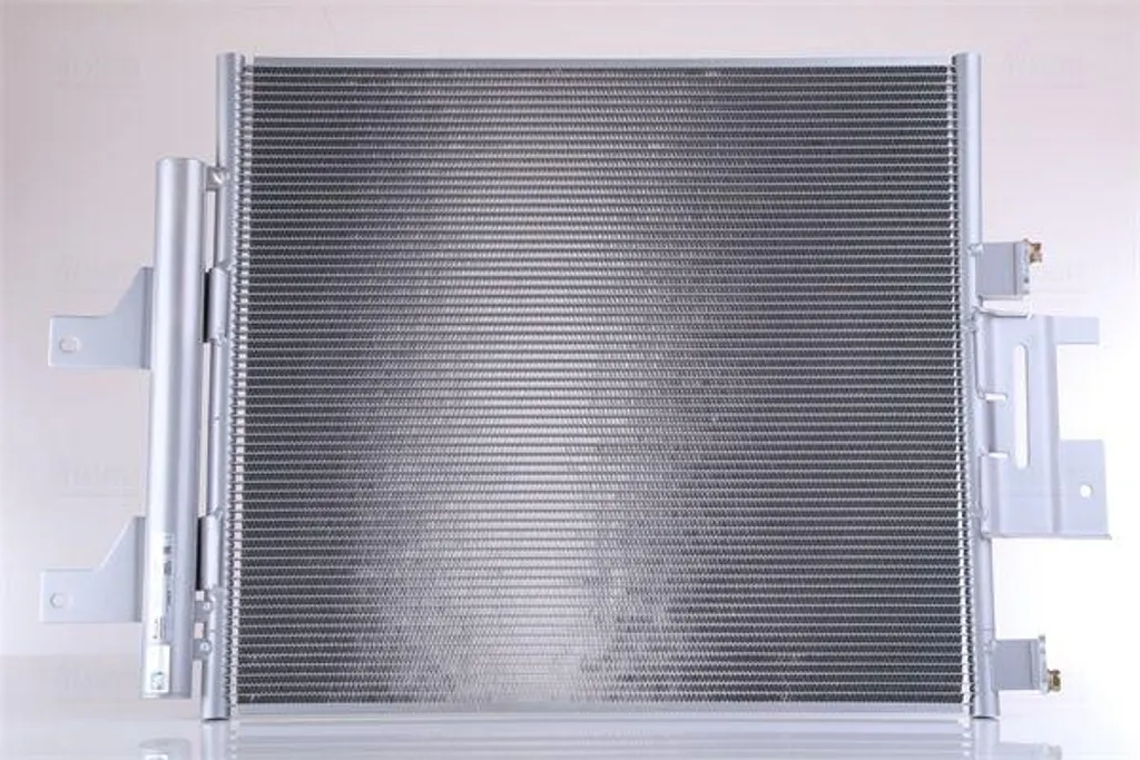 Condenseur de Clim pour Jaguar XJ - Radiateur de Climatisation Nissens