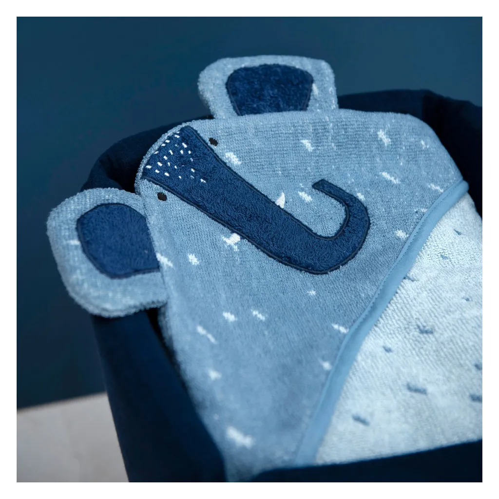 Mrs. Elephant drap de bain 75 x 75 cm en coton bleu doux pour bébé