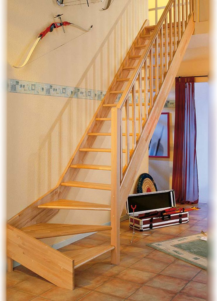 Dolle Raumspartreppe Paris ohne Setzstufen Buche versiegelt Treppenlauf 1/4 gewendelt unten rechts ohne Geländer