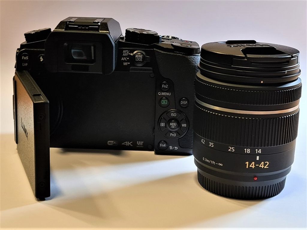 Panasonic LUMIX G DMC-G70KAEGK + 14-42 mm Set Angebot Produktbild 