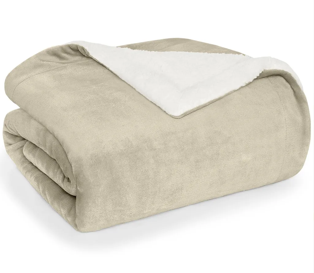 Idea Regalo: Coperta Blumtal Sherpa 220x240 cm Beige | Comfort XXL