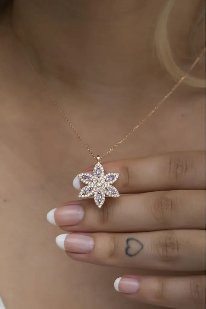 Collier fleur en argent 925 plaqué or rose décoré de zircons violets - 2