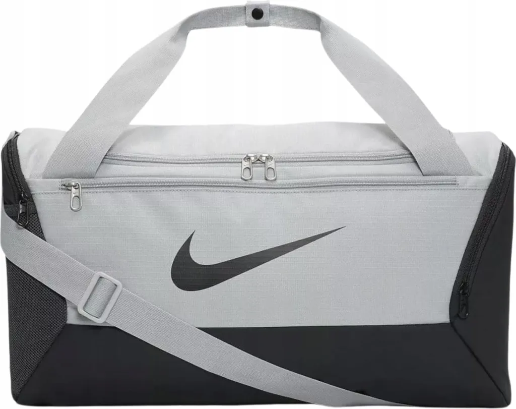Sac de sport Nike Brasilia idéal pour le fitness et les week-ends 41L