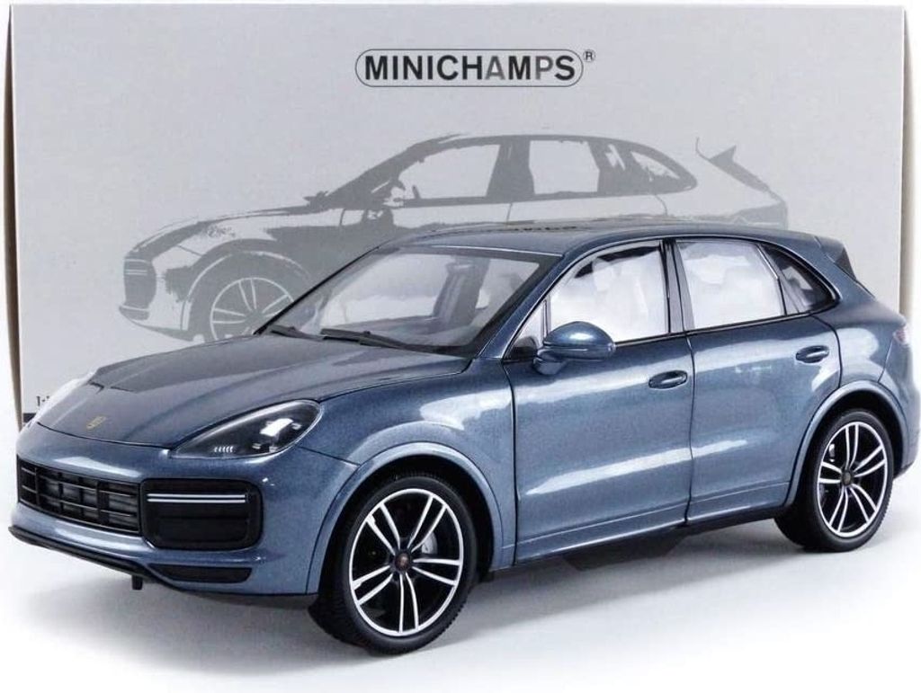 Porsche Cayenne Turbo S 2017 - 1:18 - Minichamps