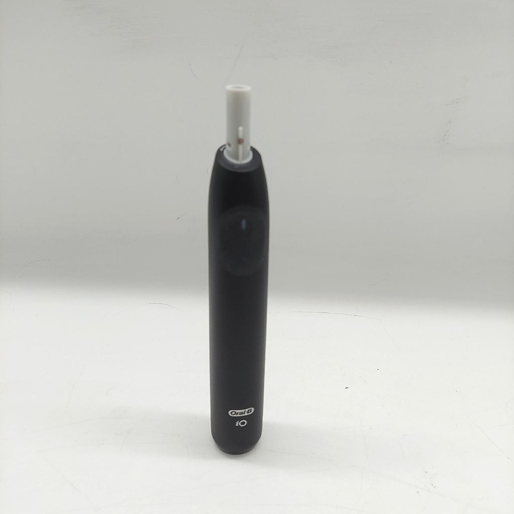 Oral B Elektrische Zahnbürste Zahnpflege iO 2 Schwarz Produktbild 
