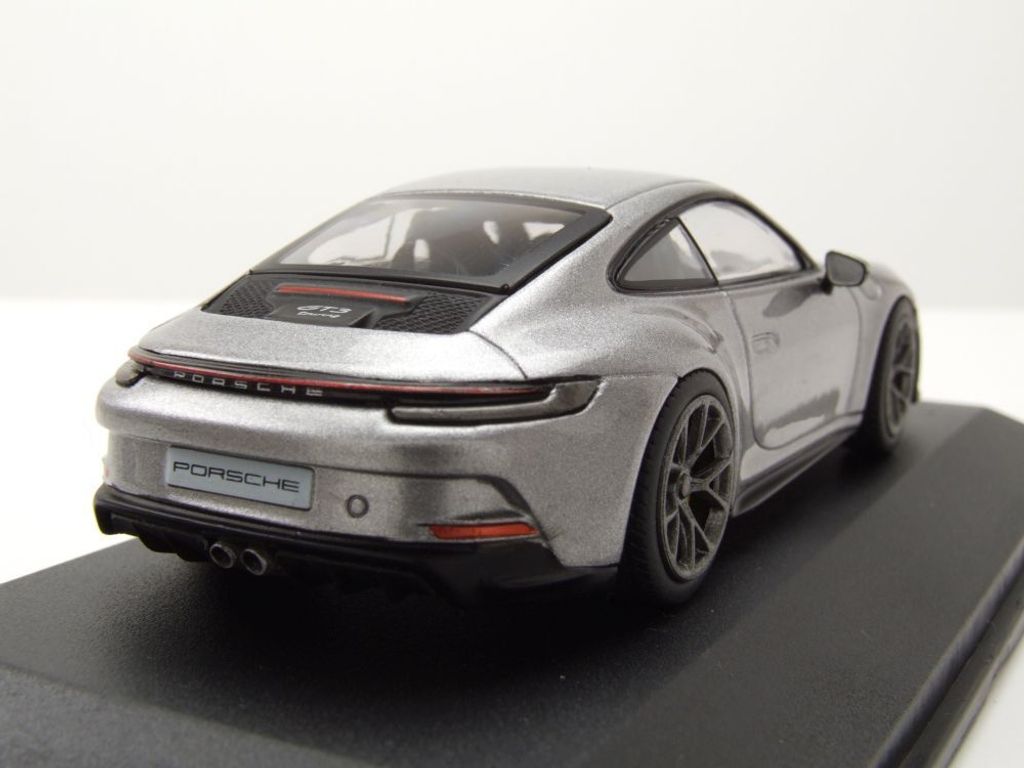 Solido 421438194 Porsche 911 GT3 Touring 2023 silber 1:43 Produktbild 8
