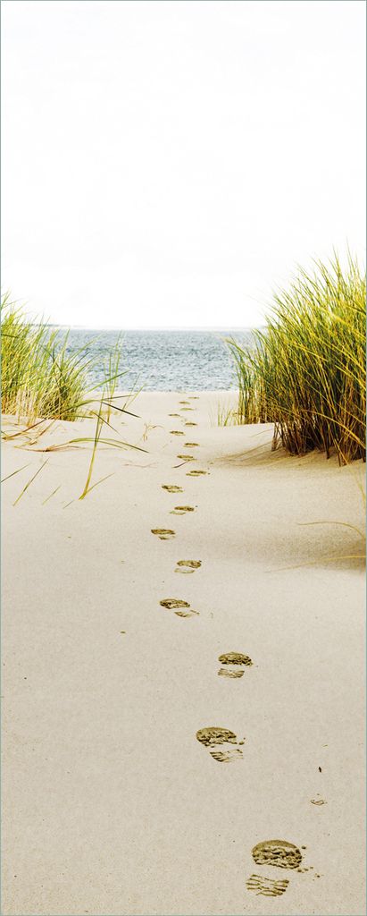 Wallario Poster - Spuren im Sand- Fußspuren durch die Düne zum Meer, Kunstdruck Größe: 50 x 125 cm