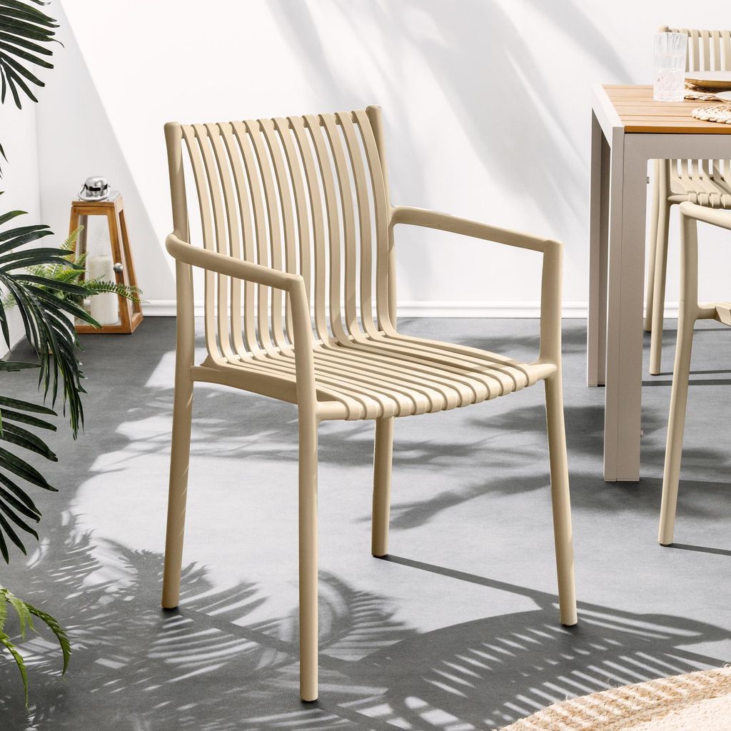 riess-ambiente In- und Outdoor Stuhl STUDIO ITALIA greige stapelbar wetterfest Gartenstuhl mit Armlehnen