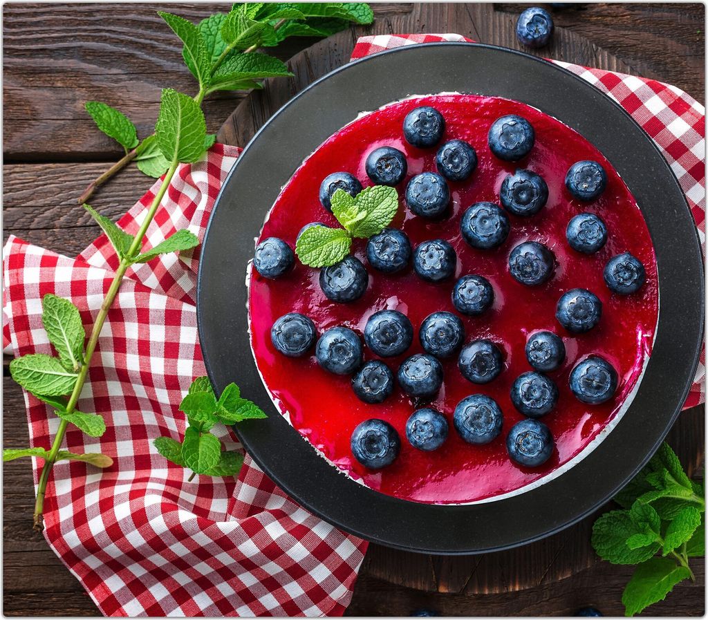 Spritzschutz Herdabdeckplatte Schneidebrett aus Glas Heidelbeeren auf Teller 1-Teilig (60x52cm)