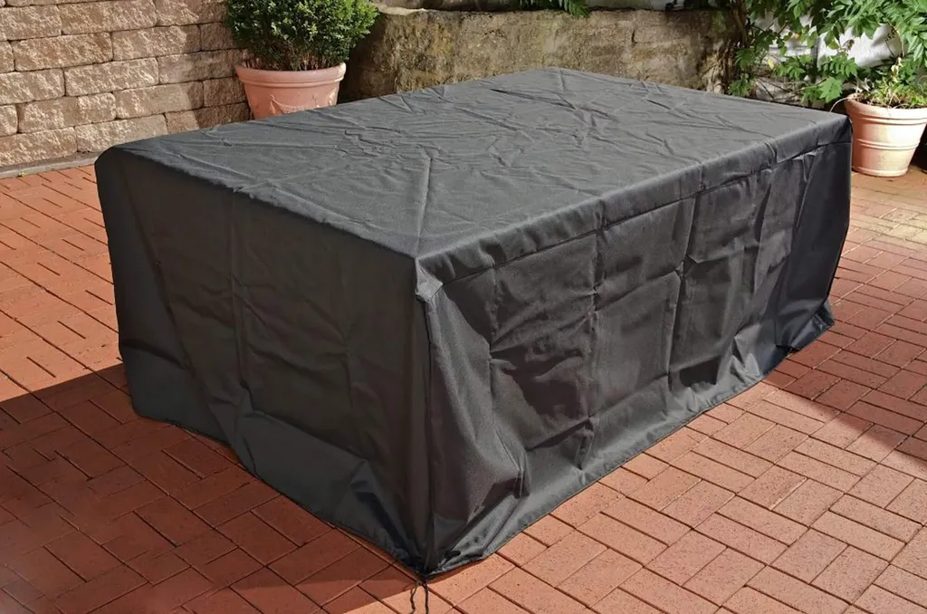 Couverture de Table de Jardin Universelle - Bâche de Protection Intégrale