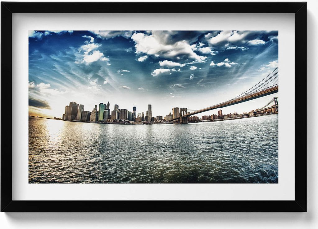 Die Stadt und die Brooklyn Bridge– Wandbild mit Rahmen – Gerahmtes Bild – Wanddekoration – 60x40 cm – Schwarz Rahmen