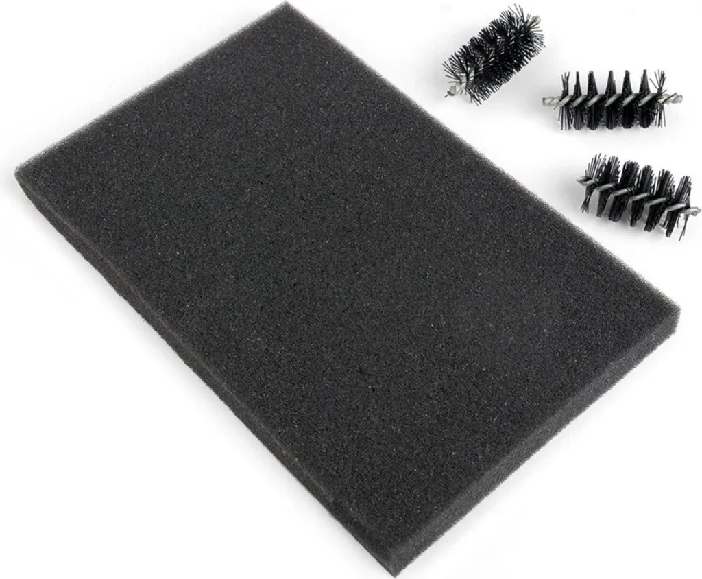Nettoyez vos Dies Facilement avec cette Brosse de Rechange et sa Mousse