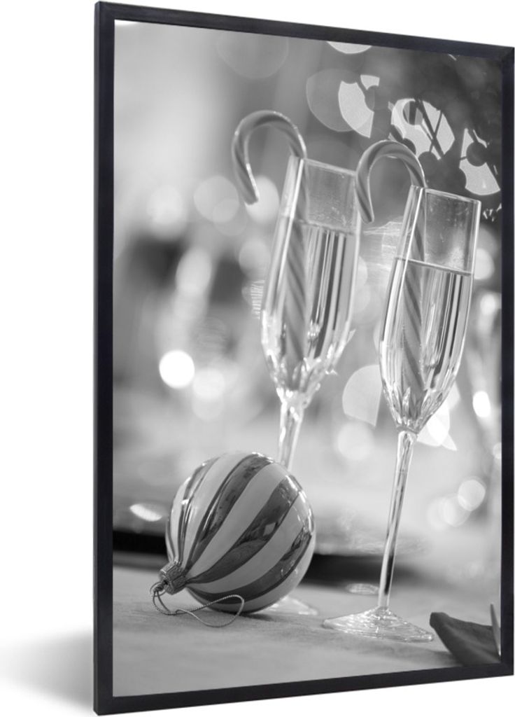 MuchoWow Gerahmtes Poster Weihnachten - Weihnachtsdekoration - schwarz und weiß 60x90 cm - Poster mit Schwarzem Bilderrahmen Wandposter Rahmen F...