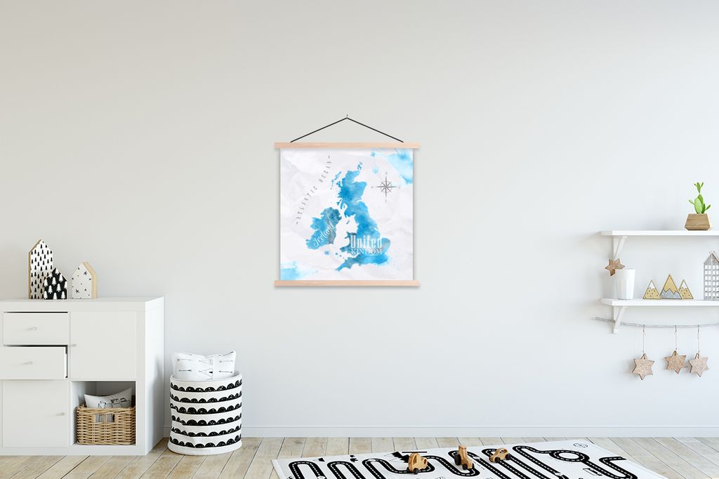 MuchoWow Textilposter England - Weltkarte - Blau 60x60 cm mit holzfarbenen Rahmen - Wanddekoration