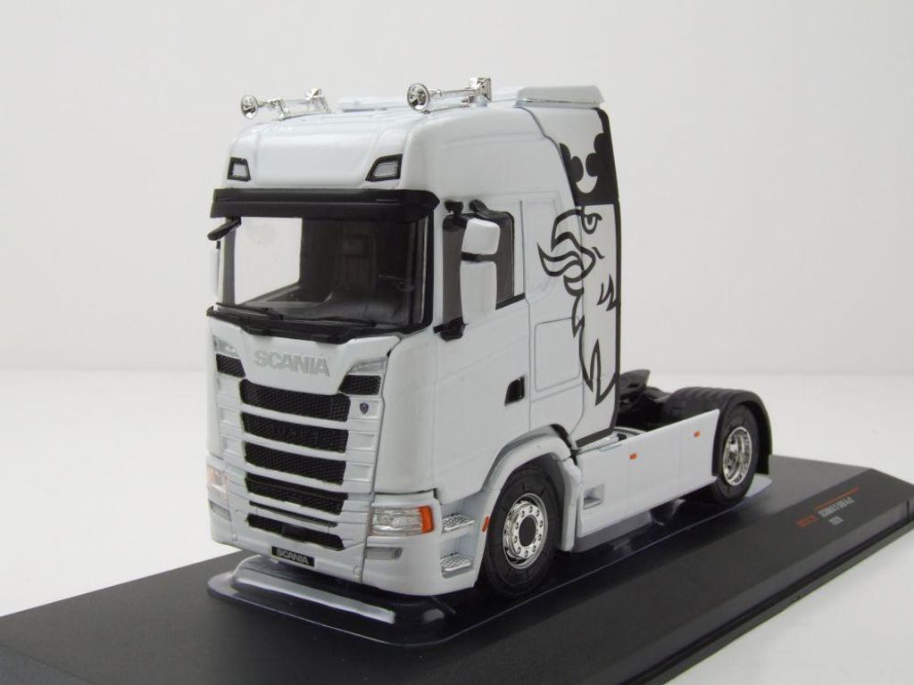 IXO 1:43 Scania S-Series, white/decor