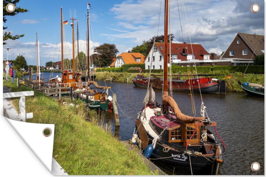 MuchoWow 90x60 cm Outdoor-Poster Gartendeko Sichtschutz Garten Poster für den Garten Boote auf dem Fluss Harle in Carolinensiel, Deutschland