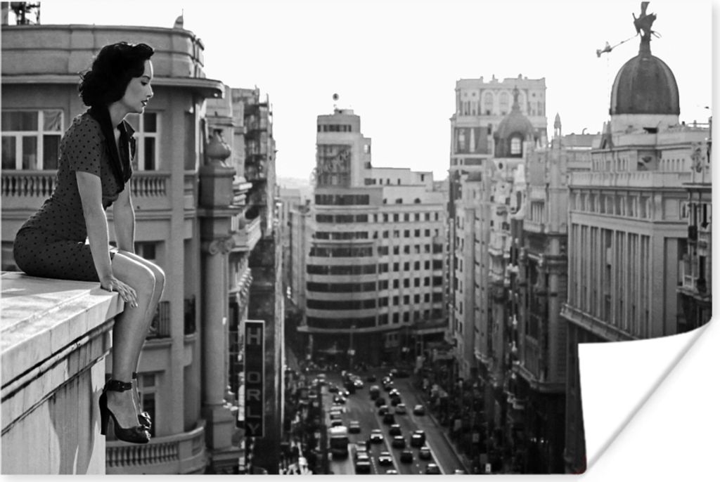 MuchoWow Poster Madrid - Architektur - Spanien - Frau 30x20 cm - Plakate - Print
