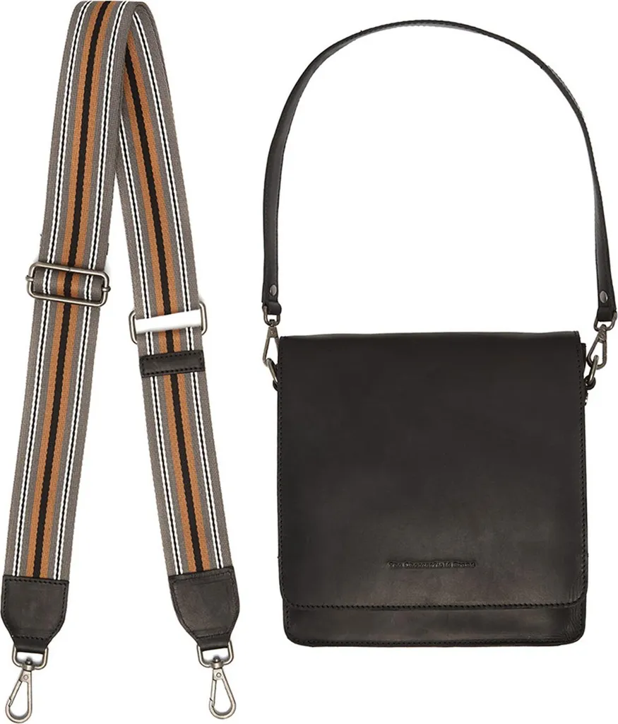 Recensione Borsa Osuna Chesterfield Black: Spazio, Stile e Durata