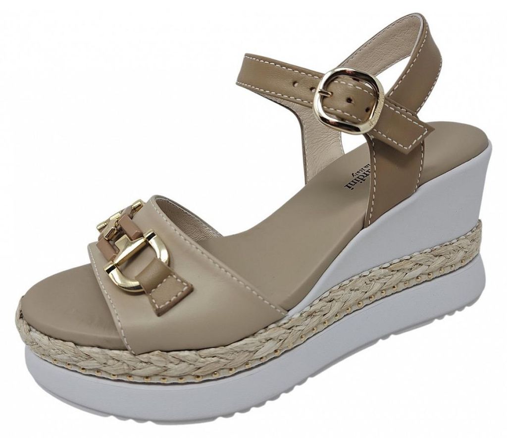 Nero Giardini Keilsandalette Beige in Gr. 35