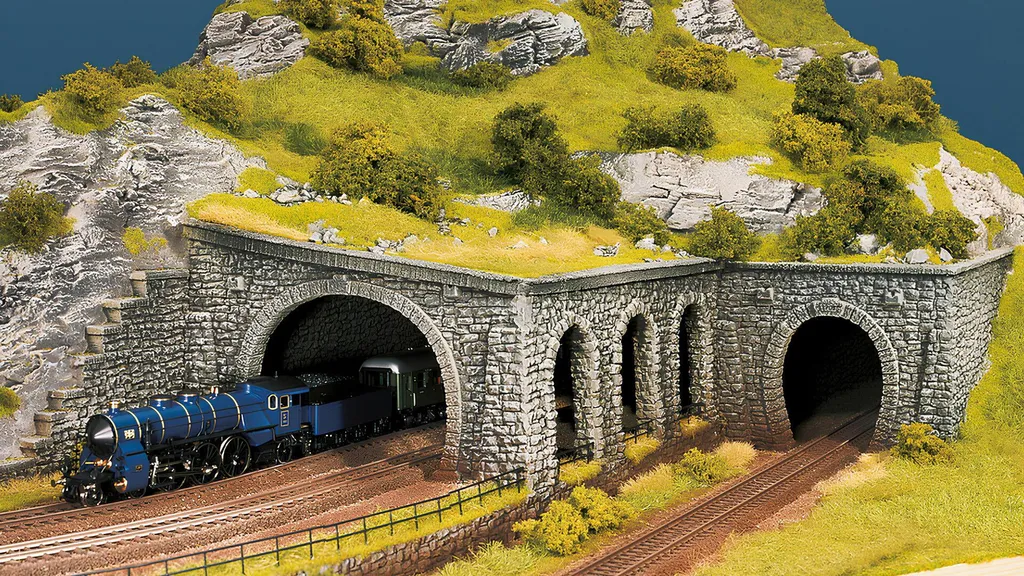 Mur de décor NOCH 58255 : solution pour reliefs et talus de maquettes - 10