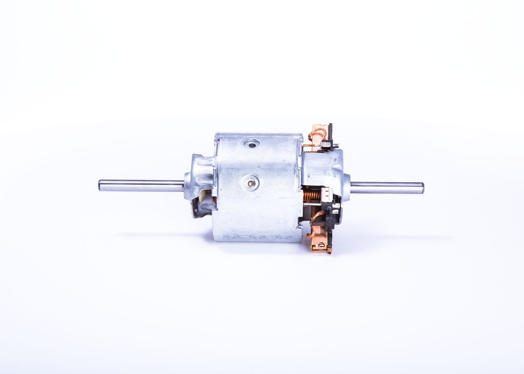 BOSCH 0 130 111 130 Gebläsemotor Innenraumgebläse passend für MERCEDES-BENZ MK O 403 O 404 O 405 O 407 O 408