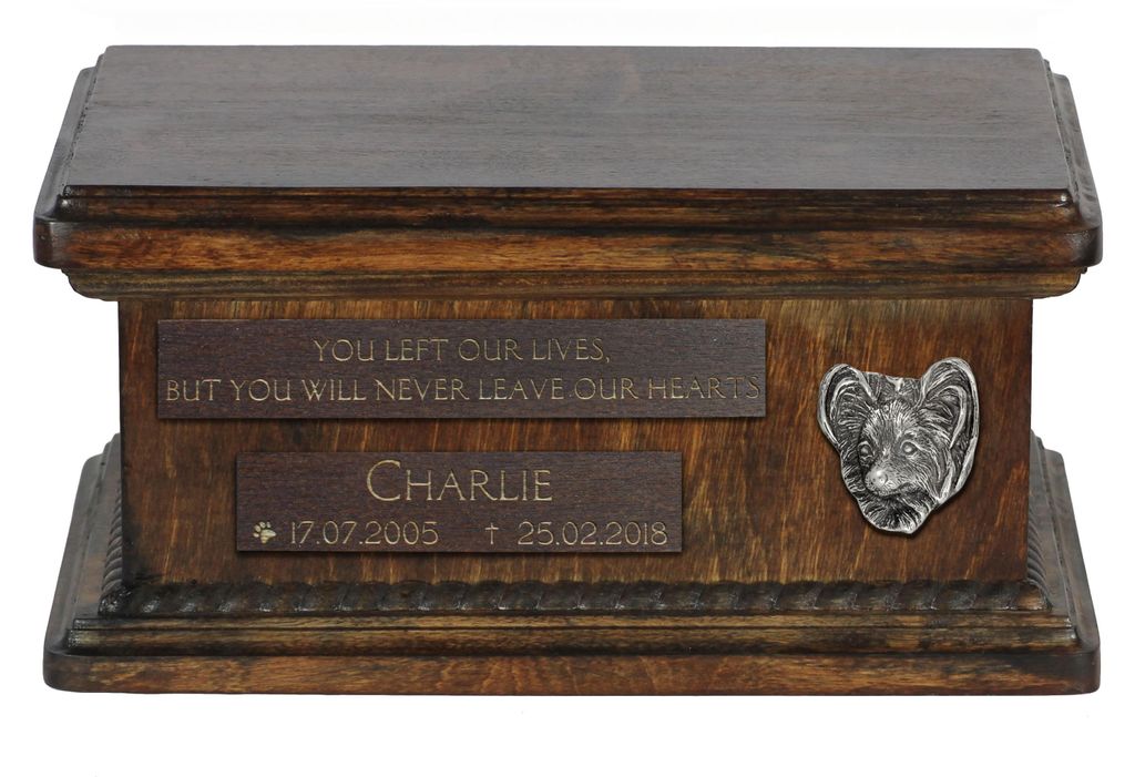 Papillon, Kontinentaler Zwergspaniel - hölzerne Urne für die Asche eines Hundes, personalisierte Urne mit Gravur, kleine Urne für Hundesasche vo...