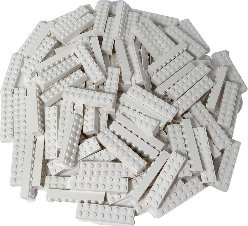 A pile of white LEGO bricks.