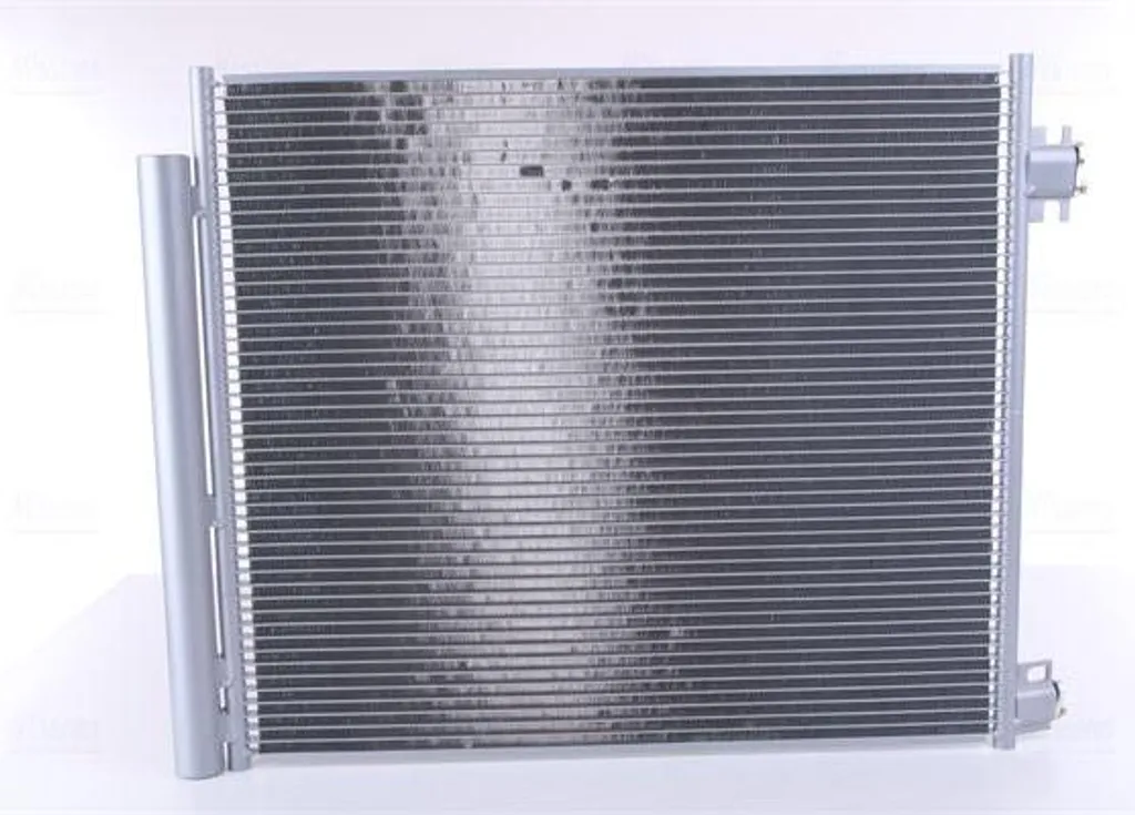 Condenseur Nissens Performance OE 921004BE0A pour Nissan X-Trail et Clim