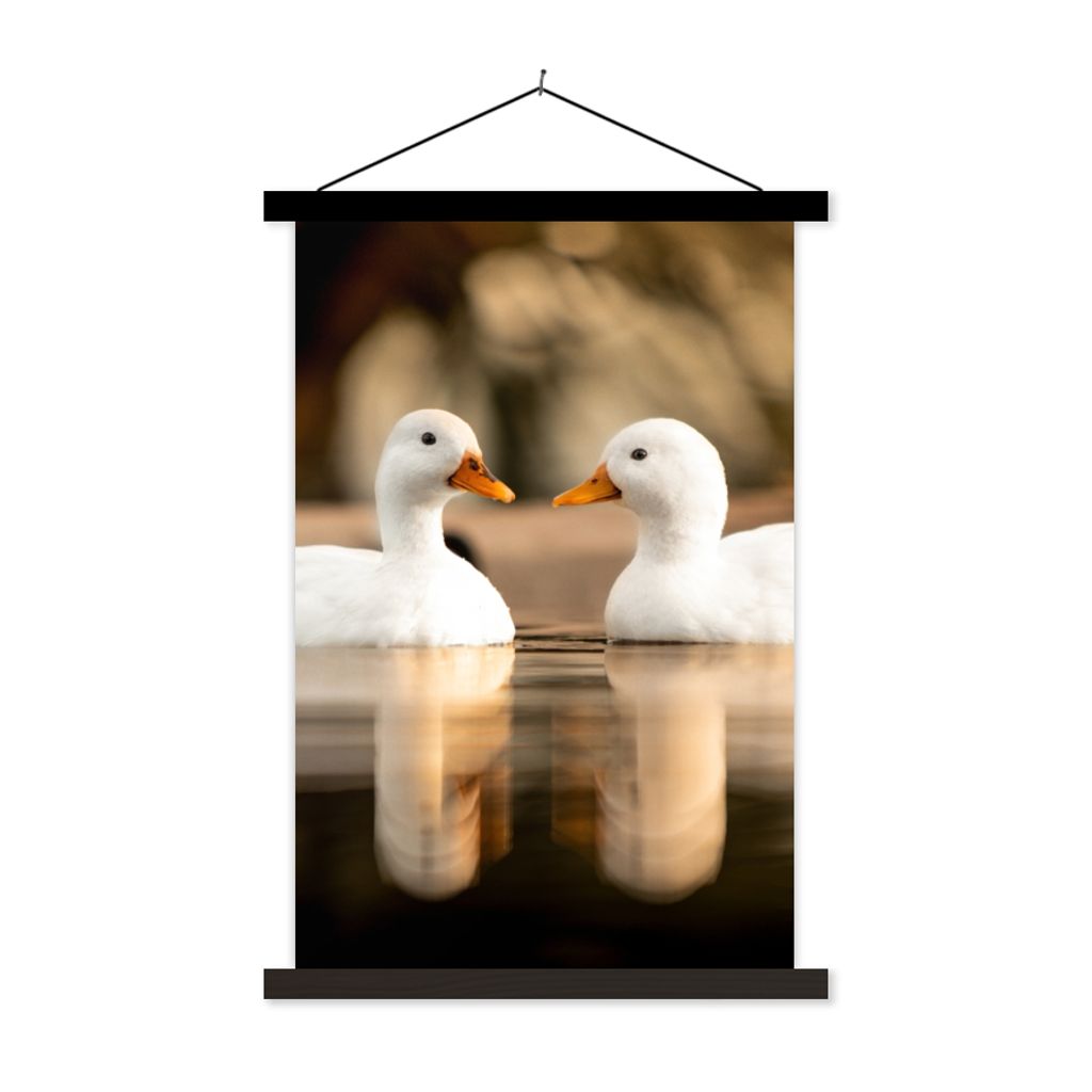 MuchoWow Textilposter Ente - Weiß - Tiere - Wasser - Vogel - Enten 40x60 cm mit schwarzem Rahmen - Wanddekorationen