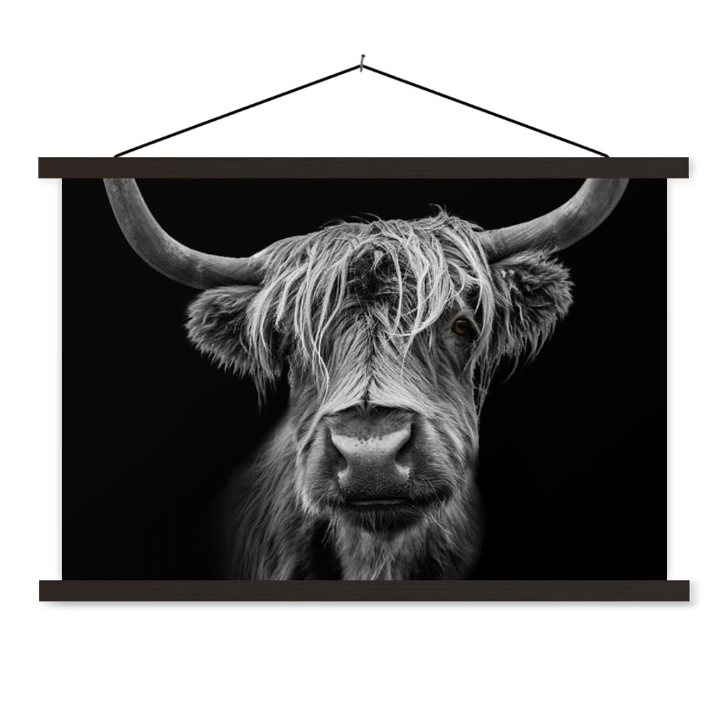 MuchoWow Textilposter Schottischer Highlander - Hörner - Schwarz - Weiß - Kuh - Wild - Tiere 120x80 cm mit schwarzem Rahmen - Wanddeko