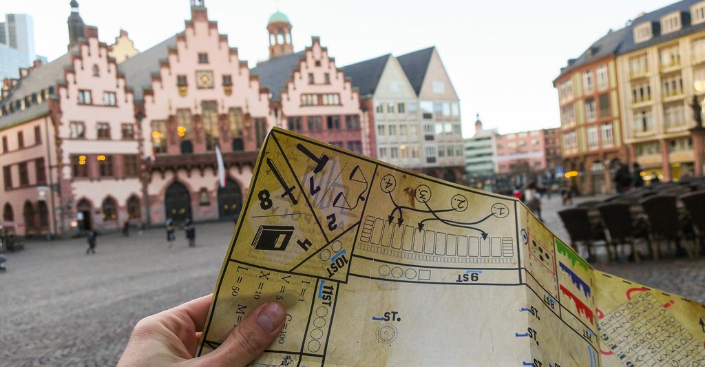 mydays Außergewöhnliche Stadtführung Frankfurt; Erlebnis verschenken oder selbst erleben; Gutschein für 6 Person(en)