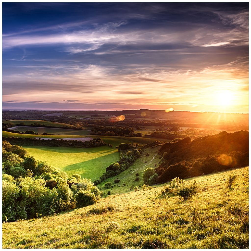 Wallario Premium Glasbild, freischwebende Optik, kräftige Farben, Größe 50 x 50 cm Motiv Farbenfroher Sonnenuntergang in England
