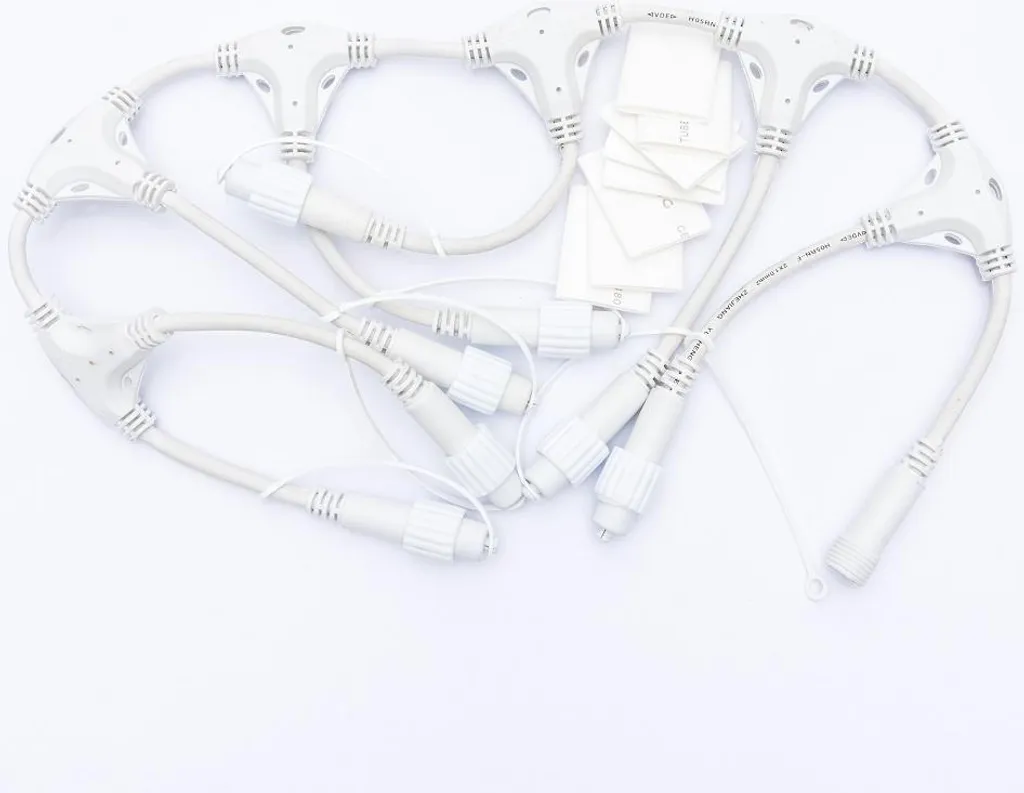 Hub de Connexion Blanc 7 Sorties DECOLED IP44 pour Illuminations de Noël