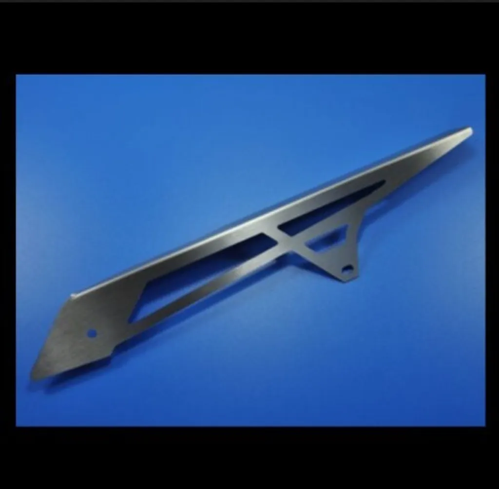 Offerta Paracatena Inox Yamaha FZS 600 Fazer 2001 - Qualità Top