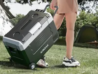 45L Kapazität Kompressor Kühlbox 12V/24V/230V bluetooth Auto Kühlschrank mit Rädern für Auto und Hause, Fahrzeug Camping Outdoor usw.