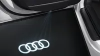 Originálne Audi LED vstupné osvetlenie emblém projekcia Audi krúžky