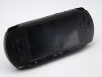 PSP "Street" Grundgerät (e1000) schwarz+GT+Ratch.