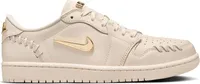 Dámske basketbalové tenisky Nike WMNS AIR JORDAN 1 MM LOW, veľkosť:10.5