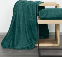 Design91 Wohndecke Kuschelige Weiche Decke CINDY3 200x220 cm dunkeltürkis