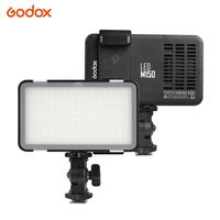 Godox LEDM150 Mini-LED-Videoleuchte 5600K Dimmbare Fotolampe CRI 95+ mit verstellbarer Telefonhalterung fuer DSLR-Camcorder mit einer Breite von 5,5 bis 8,5 cm fuer Mobiltelefone