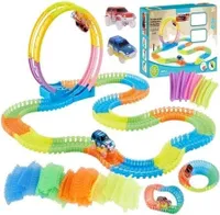 Rennschleifenbahn mit Spielzeugautos 180el