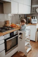Kitchen Helper BabyWood verstellbarer Lernturm SLIM M weiß, Küchenhelfer für Kinder, extra sicher, Learning Tower